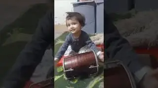 little girl playing dhol #dholak #dholki #dholplayer