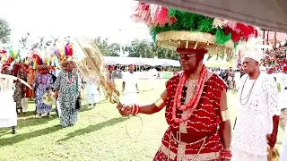 The Stunning Royal Dance Of Obi Of Onitsha, Igwe Alfred Achebe