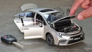 Unboxing of Toyota Corolla 2022 1:18 Scale Diecast Model Car