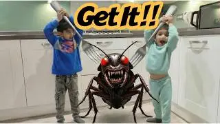 Bugs in the Kitchen Board Game Review | Catch the HEXBUG Nano