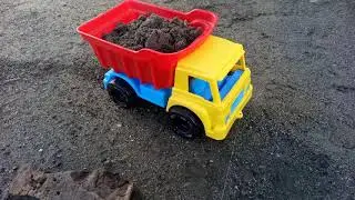 Truck, Dump Truck sand loading, Toy Truck Playing in sandy area