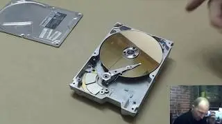 4 FREE BEARINGS FROM A HARD DRIVE (HDD Bearing Removal)