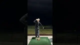 7i range ❄️                                               #golf #range #night #shorts