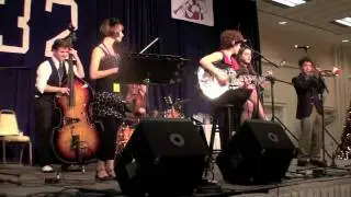 Red Skunk Jipzee Swing Band  