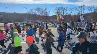 Cheetah 🐆 speed #roadrace #manchester #cheetah #cat #cats #running #connecticut #thanksgiving #run 