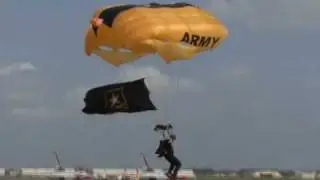 2009 Joint Services Open House - US Army Golden Knights