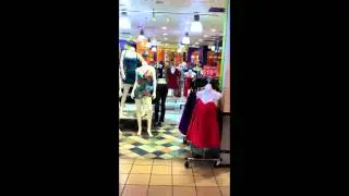 Retail Consultant Tip: Open Your Entryway