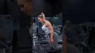 Glutes And Hamstring Workout 🦵 | By Stephanie Sanzo | #shorts #stephaniesanzo
