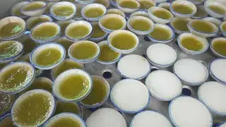 THAI COCONUT PUDDING (KANOM TUAY) in Bangkok - Thai Street Food