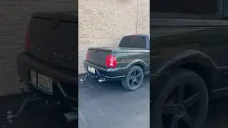 2002 Lincoln Blackwood Truck Spotted, Super Rare Luxury Pickup 1 of 3300 Built For Only One Year