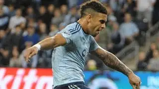 GOAL: Dom Dwyer pounces on a bad pass and pulls one back