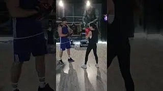 Alina learned to box from scratch