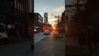Toronto Oct 28 2022 #toronto 🌆 🚊#shotoniphone #ShotoniPhone #sunset #cinematic
