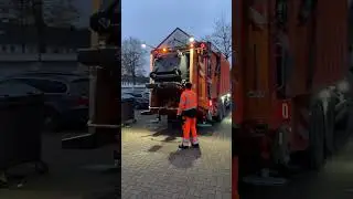 German paper garbage truck #wastemanagement #waste #clean #dont #throw #keepclean #germany #shorts