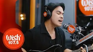 Jason Marvin performs 