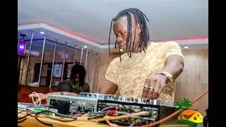 ALUTA STEP UP REGGAE MIX (VYBZ ENT.UK EDITION) - DJ SADDAT FT MC NASHO