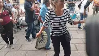 dividendos Aqui en Plaza Libertad Con Los bailariens El 🇸🇻
