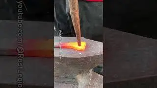 Forging a throwing blade
