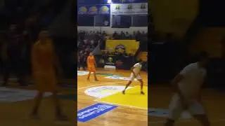 Mega Colonias Gold #basketball #shorts #sports