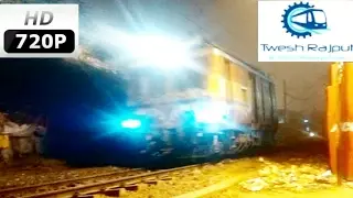 NER's OHE van moves towards Daliganj from Badshahnagar