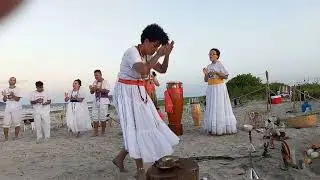Chegada da Cabocla Janaína  |  Gira de Praia