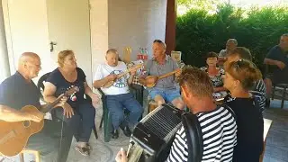 @VRANI SE KONJI SEDLAJU-BEĆARI FURJANSKI DRUŽENJE KOD ŠTEFA U FURJANU 4K..