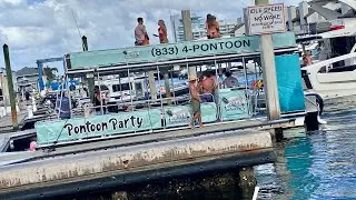 Pontoon Party Boat turns up at Boat Ramp !