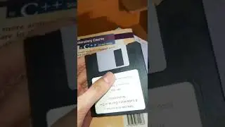 Floppy disk in 2021 [ 1080p60 ]