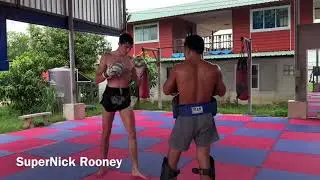 Round 5 - Power Kicks - SuperNick vs Arjarn Sit Nuengtrakan Muay Thai