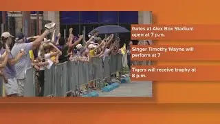 LSU celebrating CWS Championship Win in Baton Rouge