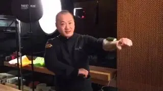 Hung Fai precisi&oacute;n con los cuchillos de cocina Quttin.