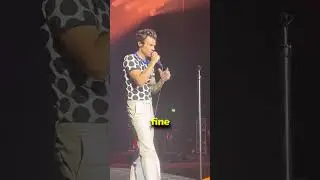 Гарри Стайлс спел песню Тейлор Свифт во время своего концерта! 😱