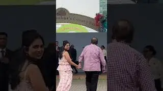 Isha Ambani Piramal Along With Mukesh Ambani Throwback