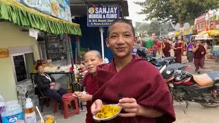རྡོར་གདན་གྱི་ཟ་ཁང་འགའ།