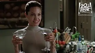 How To Be A Spy | 20th Century FOX