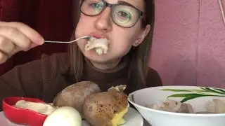 Дорвалась до СЕЛЕДКИ С КАРТОШКОЙ в мундире