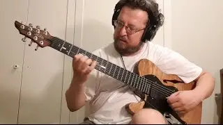 7-string microtonal electric guitar - Hakan G&ouml;rener