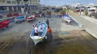 Mise à l'eau du pointu 