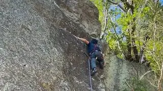 湯河原幕岩 ダークヘラー 5.9