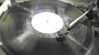 MVI 4649 Magnavox Record Player MX 1800