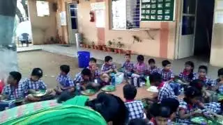 KV Kakinada School- Community Lunch 2019-20 1st class