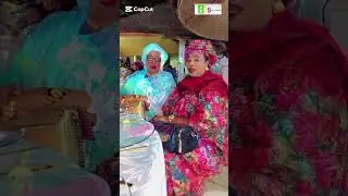 Alasane Mbaye griot des vip  regarde  