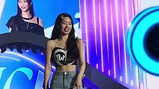 Twice  (트와이스) Scandal , Like OOH-AHH (encore)-  MetLife Stadium, East Rutherford, NJ, USA , 7-6-23