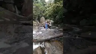 zoobi Doobi song to random steps😍 #fun #dance #memories #vayalada #waterfalls #kerala #zoobi #simple