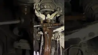 Tie rod bolt removal 😂 Снятие болта рулевой тяги
