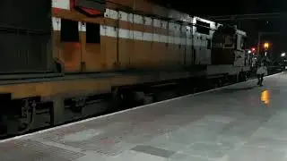 Rare Visitor Katni ALCo Startup Coupling & Departure | CBE Jabalpur Express