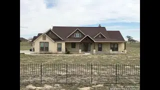 185 TRIPLE R DR, La Vernia, TX 78121