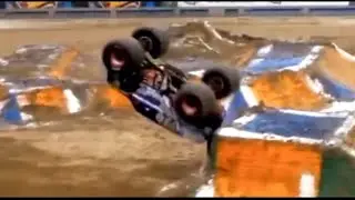 NAILED IT!!! Monster Jam commentary: Lucas oil crusader freestyle Syracuse NY 2015 (Linsey Weenk)