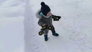 Electric Toy Car for Kids - Snow Going 4x4