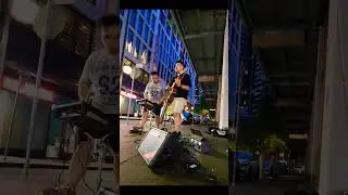 How much could you possibly make busking in Sydney? Not very much #busking #sydney